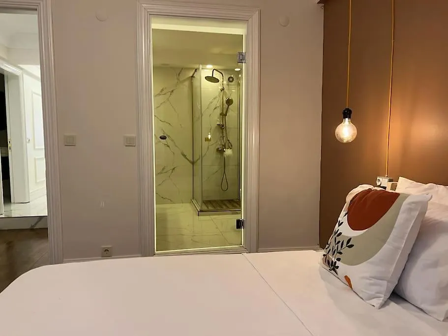 Comelivego Bosphorus Istanbul Apartment